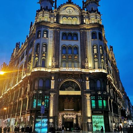 Cheerful Studio Budapest Downtown المظهر الخارجي الصورة