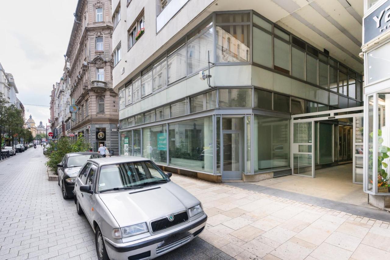 Cheerful Studio Budapest Downtown المظهر الخارجي الصورة